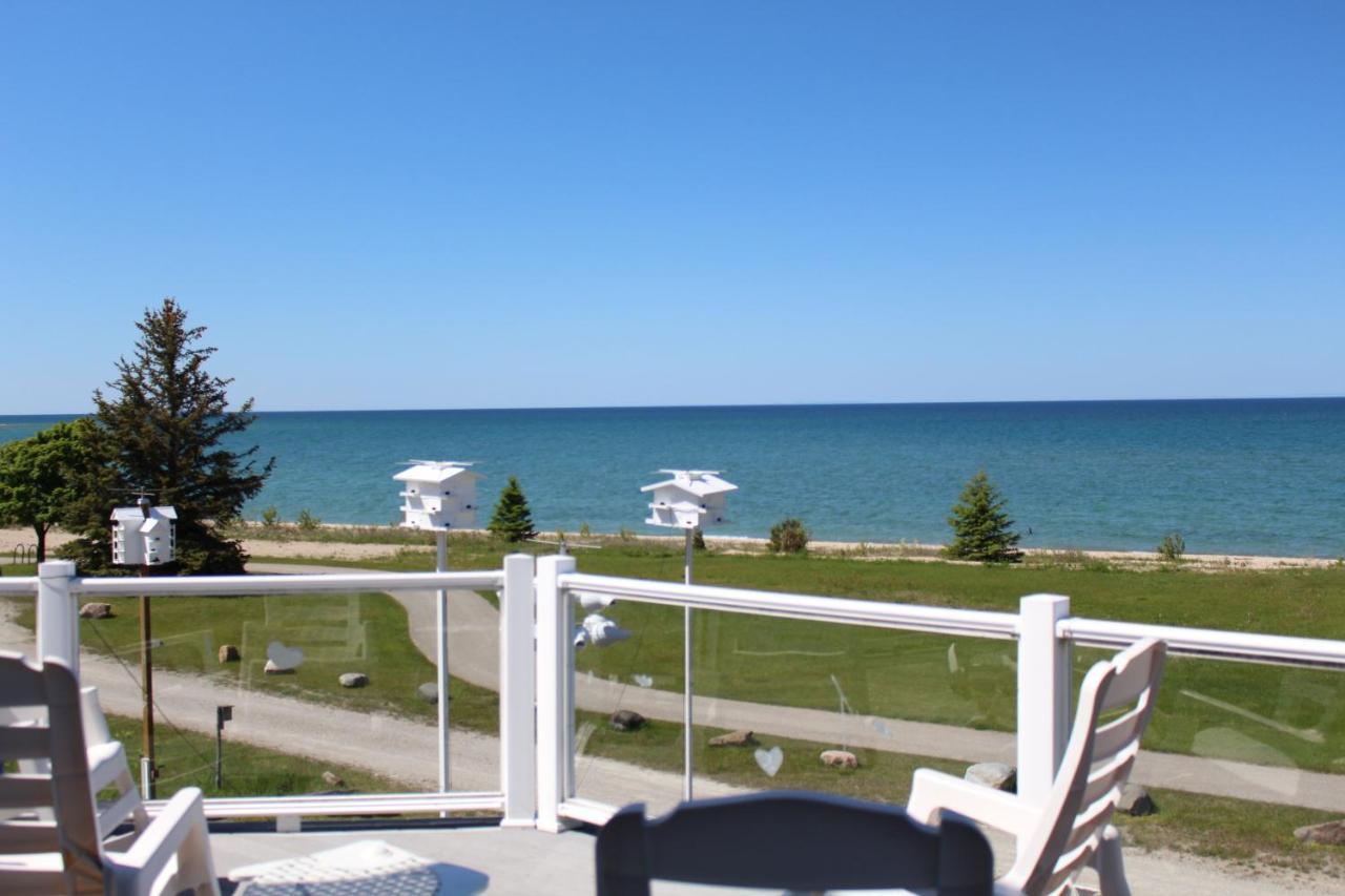 The Purple Martin Lakeside Inn Bird Sanctuary On Lake Huron Rogers City Exterior foto